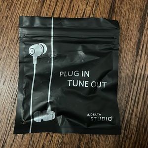 White Headphones (NWT)